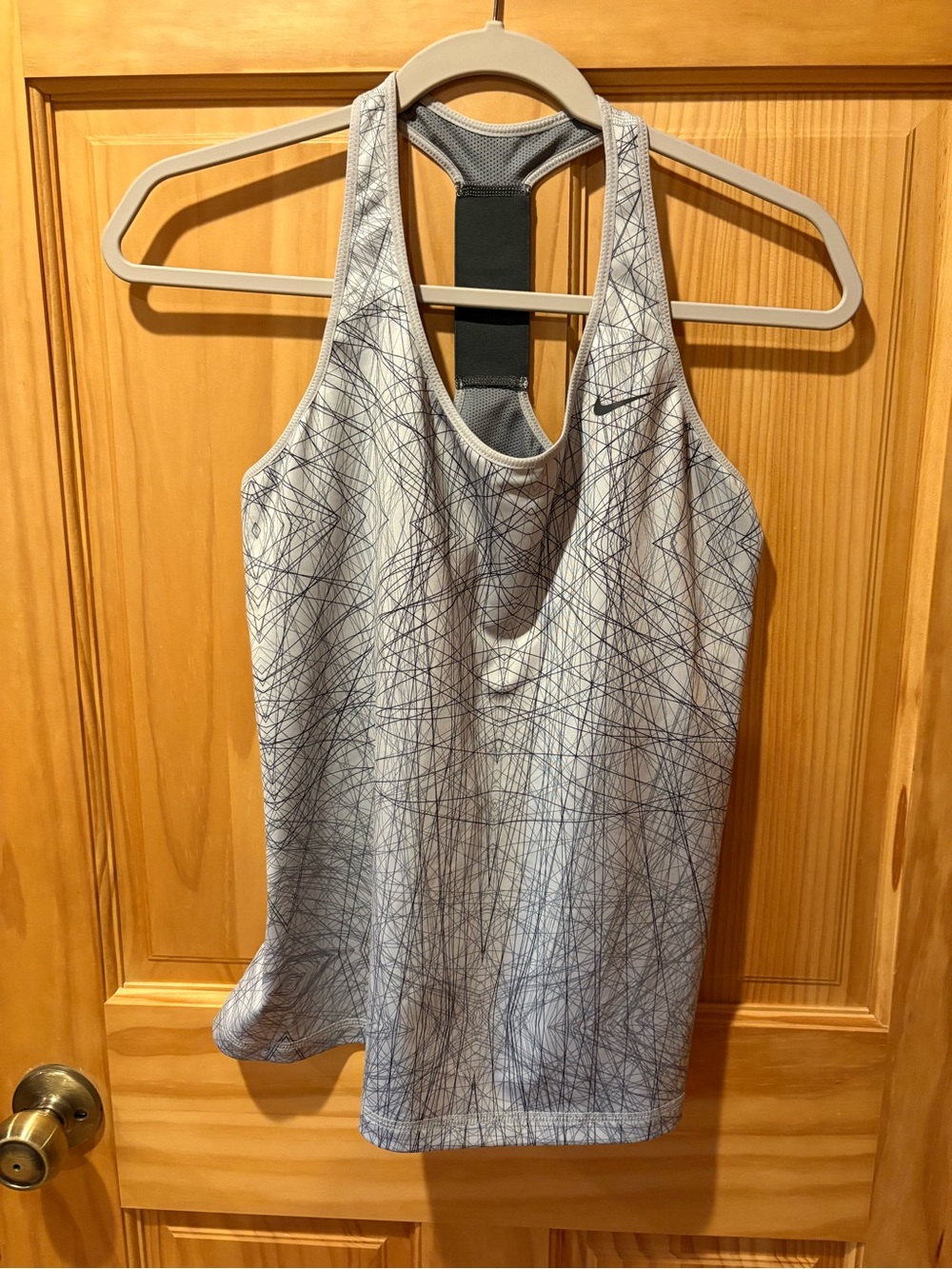 Nike Women's Dri-FIT Racerback Training Tank Top grey black NWT size XL